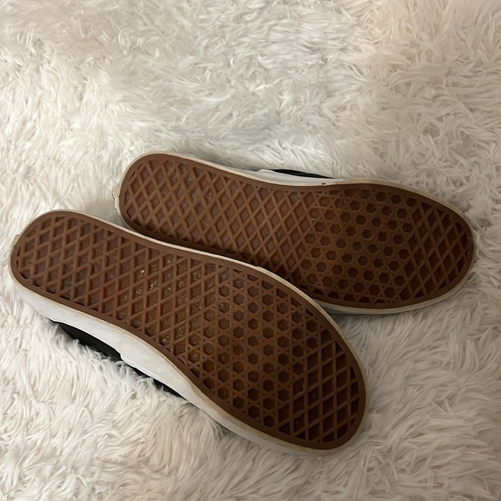Vans - Picture 5 of 5